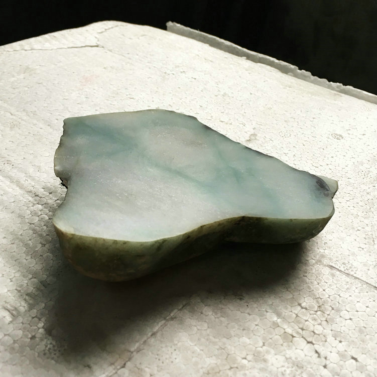 晨虹玉石切割機(jī)，金剛石線切割機(jī)，玉石切割效果